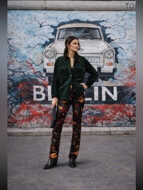 Anthropologie NWT Pilcro Mid-Rise Velvet Skinny Jeans size 25.